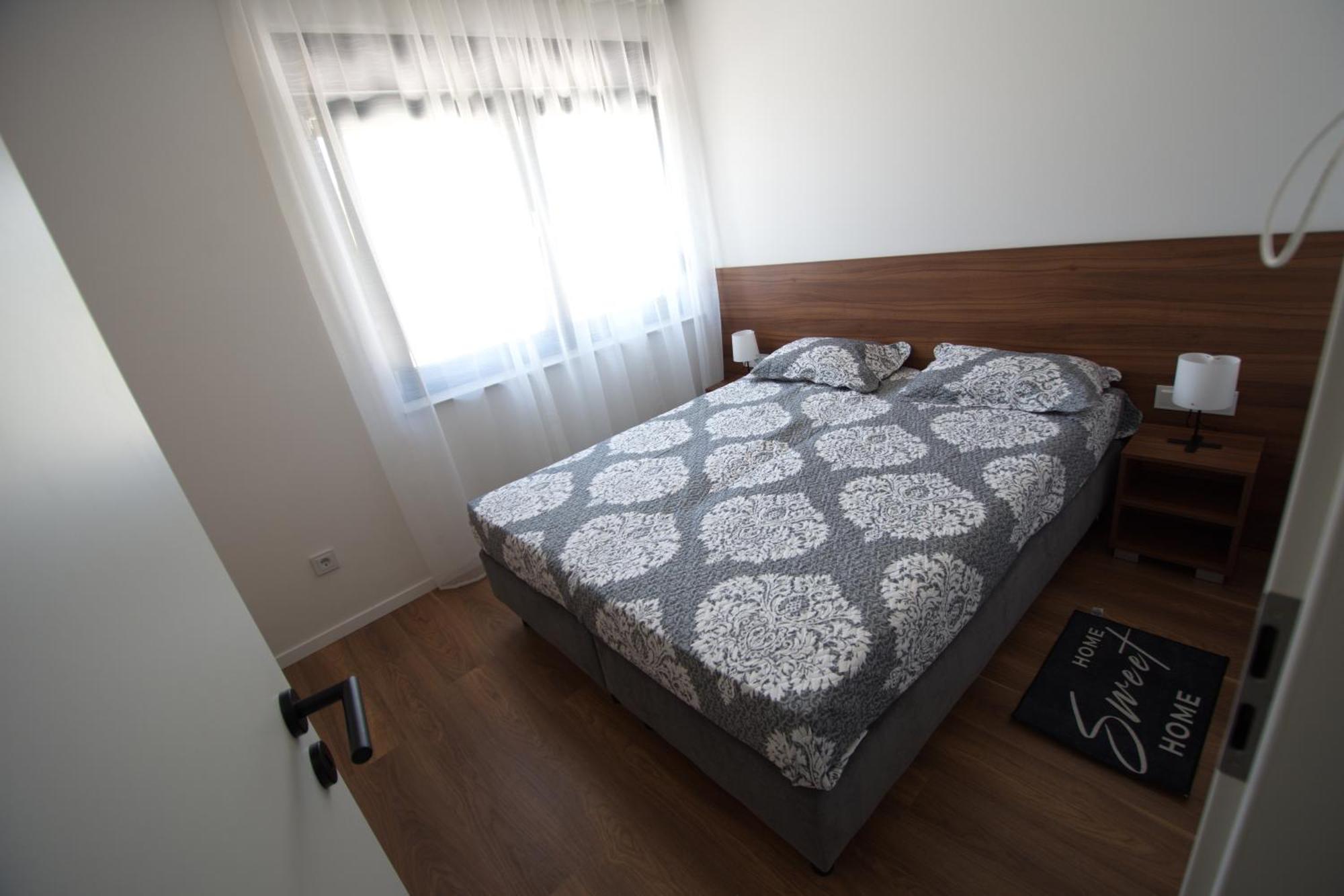 Studio Apartman Petrinja Экстерьер фото